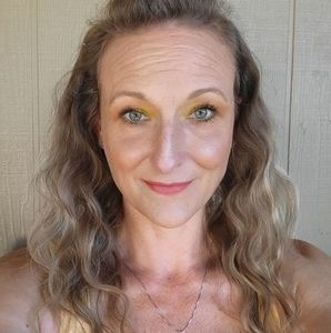 Meet your Posher, Trisha